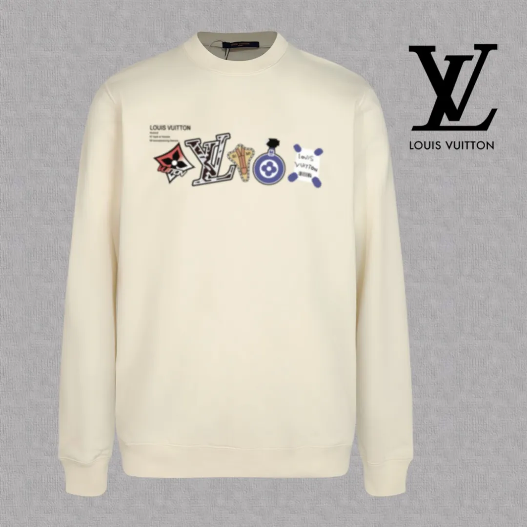 🅿️250 hot style on the shelves🔥❗ 💫〖Louis Vuitton LV〗 Fashionable round neck sweatshirt, casually matched with various styles, it is perfectly handsome😎The whole dress is made of double waistcoats, which makes the whole dress more three-dimensional. Not ordinary factories can do such fine work. The 2025 spring style counters are on sale, exquisite round neck terry sweatshirt, high-end double-strand pure cotton Customized drawstring ribs are dyed in the same vat and are complete with three standards. The chest craftsmanship adopts a simple and elegant pattern on the chest, which is easy to control for any age group! Fit and comfortable! Customized thickened 440g terry sweatshirt fabric, soft and comfortable to the touch, with a three-dimensional shape! 🙌🏻 It’s also very breathable, so it’s a versatile style that can be worn with any outfit! ✔Color: Black White Apricot Size: S M L XL 2XL